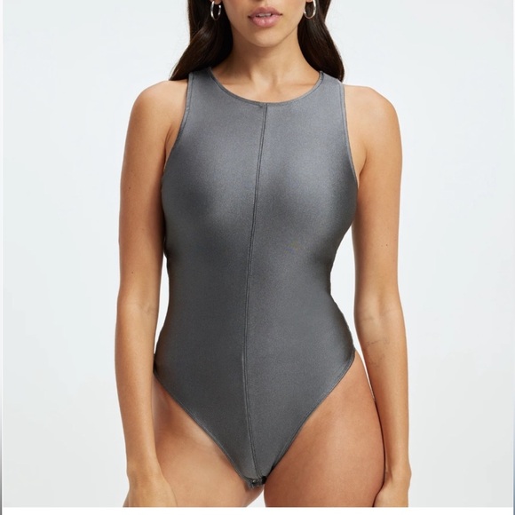 Good American Tops - Good American High Shine Bodysuit, size 2